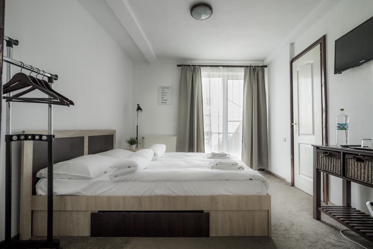 Gasthof Sara Sibiu Ngoại thất bức ảnh