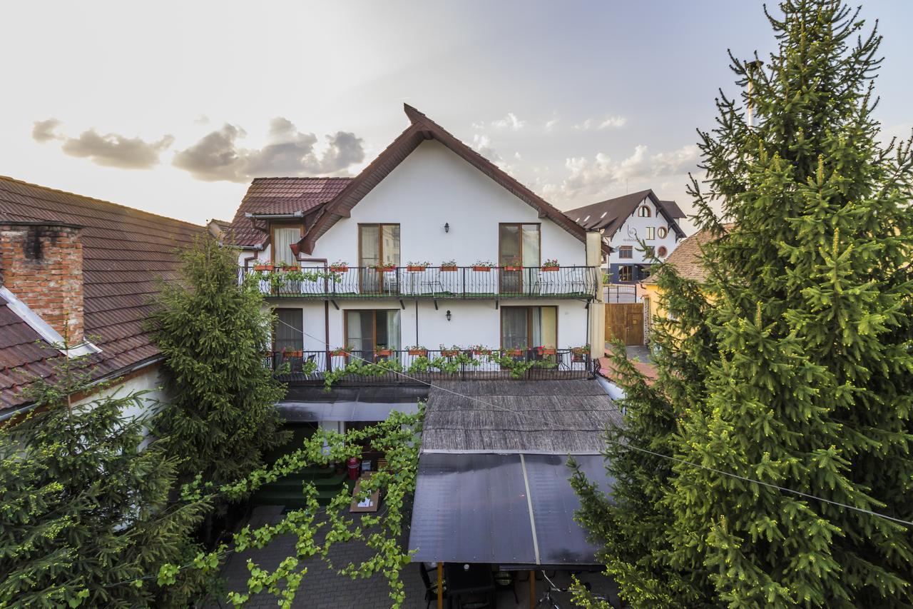 Gasthof Sara Sibiu Ngoại thất bức ảnh